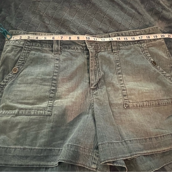 Faded Glory jean shorts - plus size 18 - Picture 3 of 5